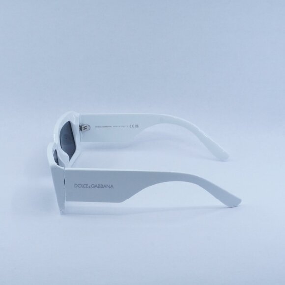 🕶️ New Dolce & Gabbana DG4416 303487 Sunglasses -White Frame, Dark Grey Lenses - Picture 4 of 11